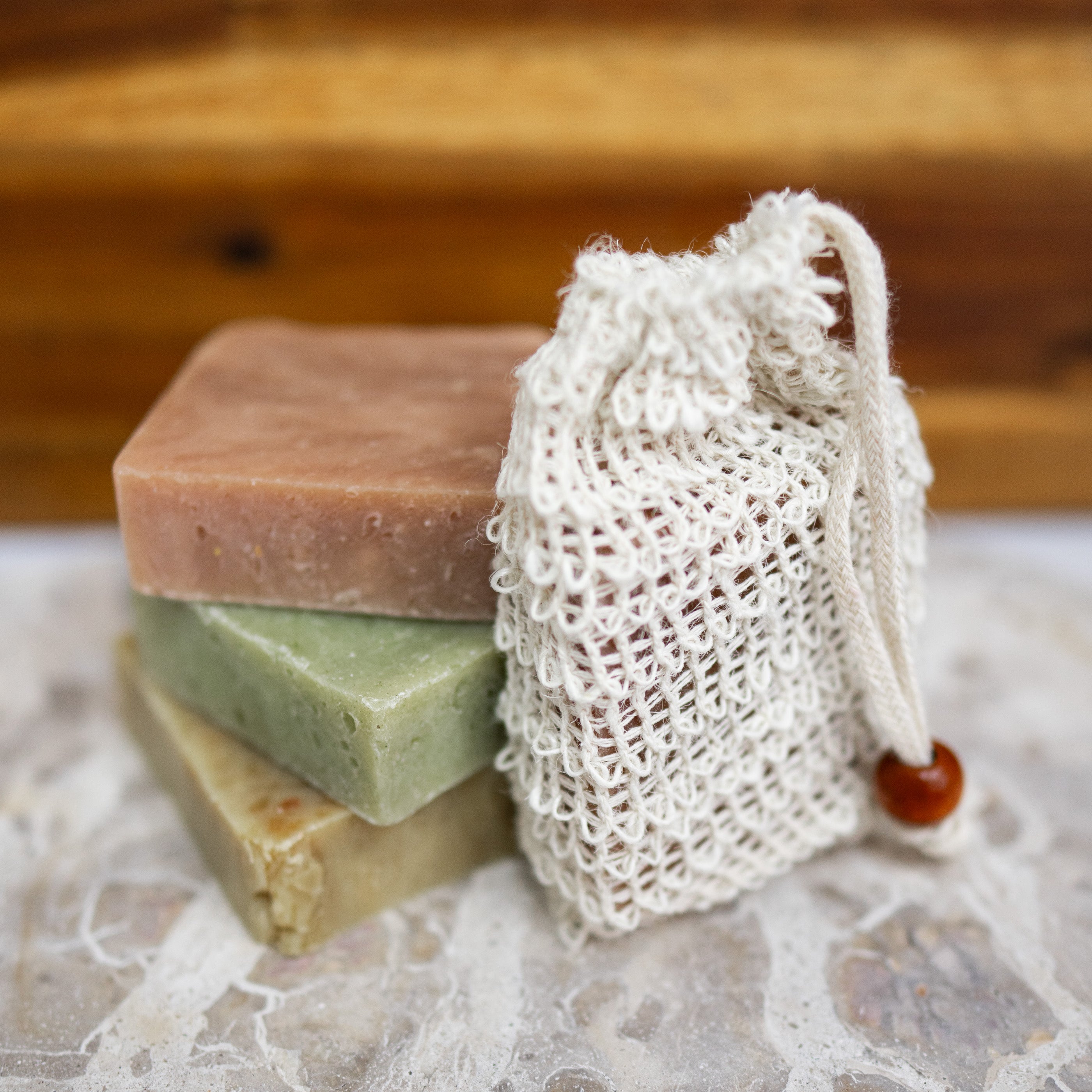 Eco-friendly soap holder bag for lathering and exfoliation