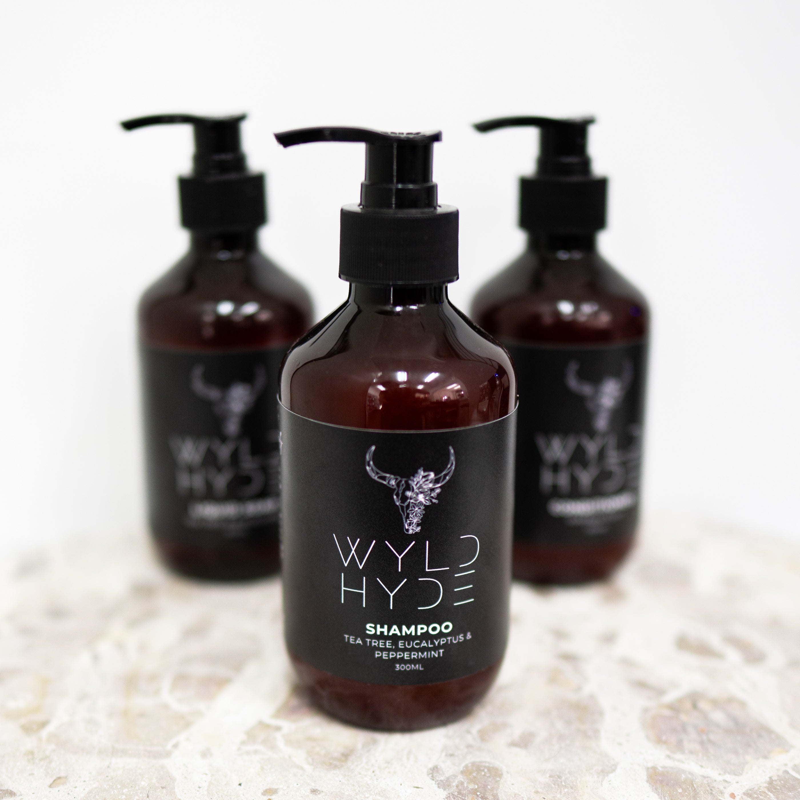 Natural hair cleanser with coconut oil and castor oil