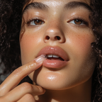 Natural moisturizing lip balm with beeswax and coconut oil